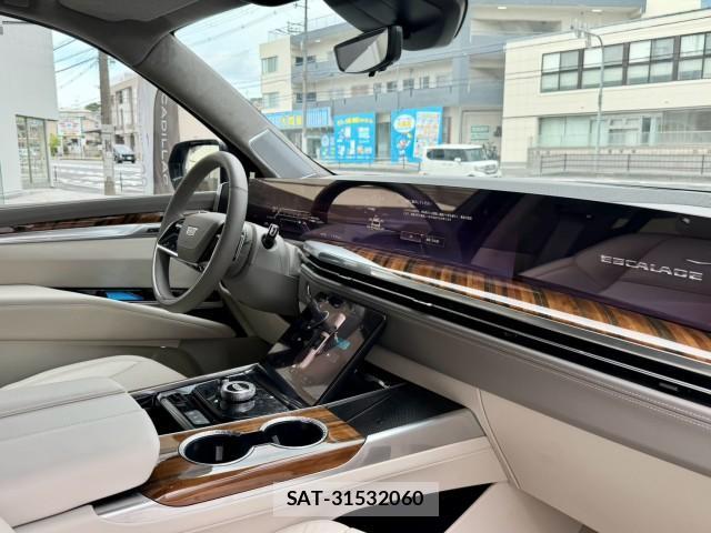 Cadillac ESCALADE 2026-03 8363616-14
