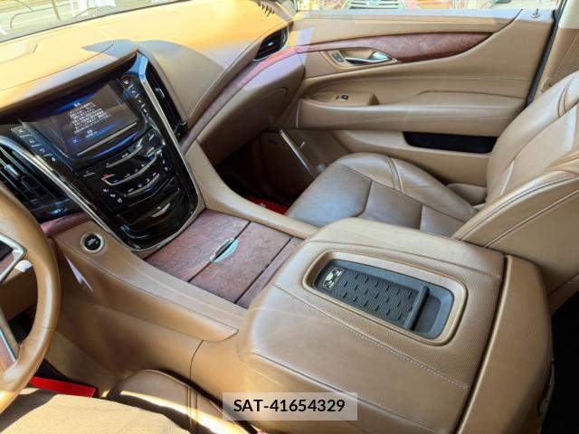 Cadillac ESCALADE 2015-06 8363667-9