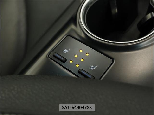 Toyota CAMRY 2020-12 8361045-12