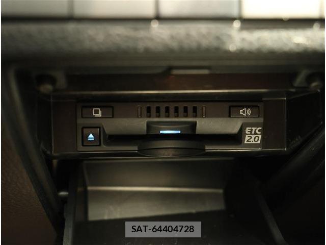 Toyota CAMRY 2020-12 8361045-4