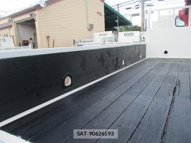 MITSUBISHI FUSO CANTER 2006-12 8361679-14