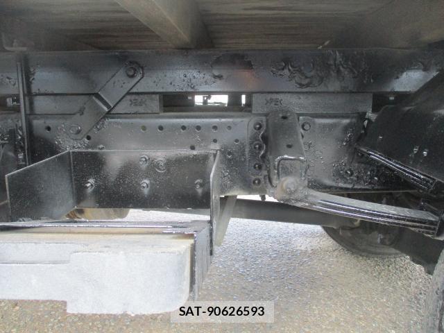 MITSUBISHI FUSO CANTER 2006-12 8361679-4