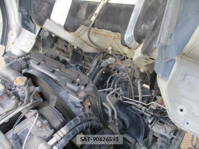 MITSUBISHI FUSO CANTER 2006-12 8361679-6