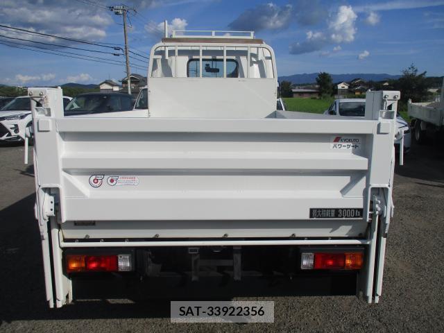 MITSUBISHI FUSO CANTER 2021-07 8361680-2