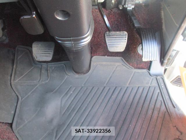 MITSUBISHI FUSO CANTER 2021-07 8361680-7