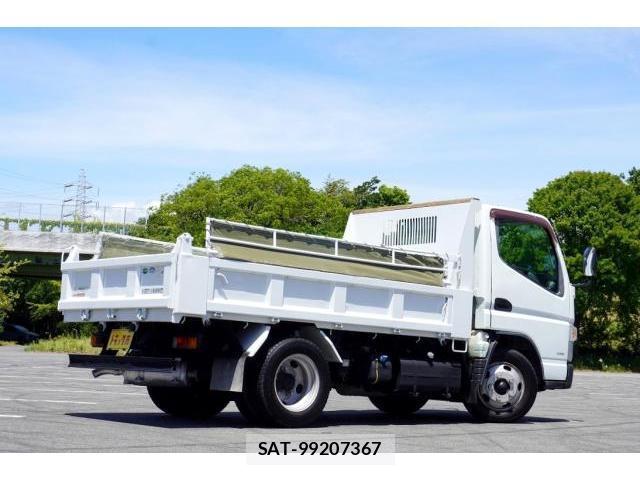 MITSUBISHI FUSO CANTER 2017-06 8361744-1