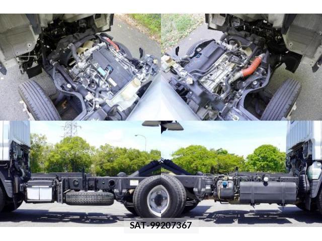 MITSUBISHI FUSO CANTER 2017-06 8361744-9