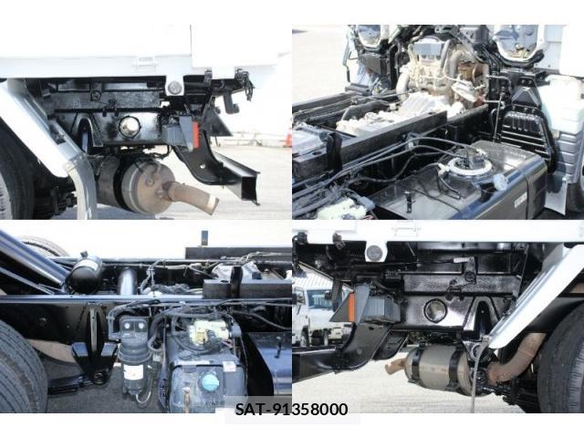 MITSUBISHI FUSO CANTER 2019-07 8362303-16