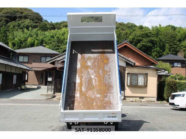 MITSUBISHI FUSO CANTER 2019-07 8362303-5