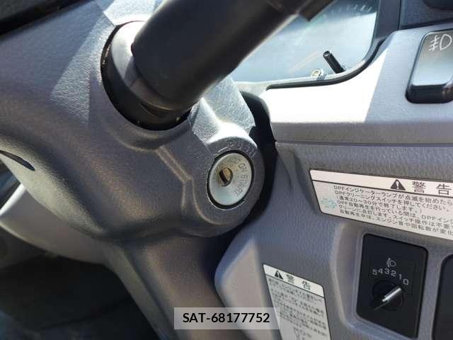 MITSUBISHI FUSO CANTER 2014-11 8362730-11