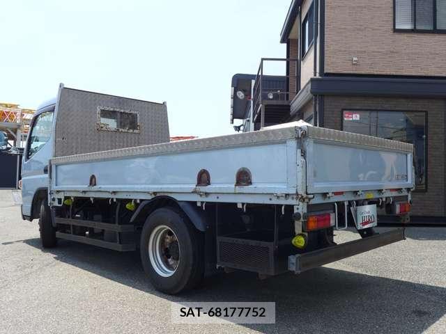 MITSUBISHI FUSO CANTER 2014-11 8362730-4
