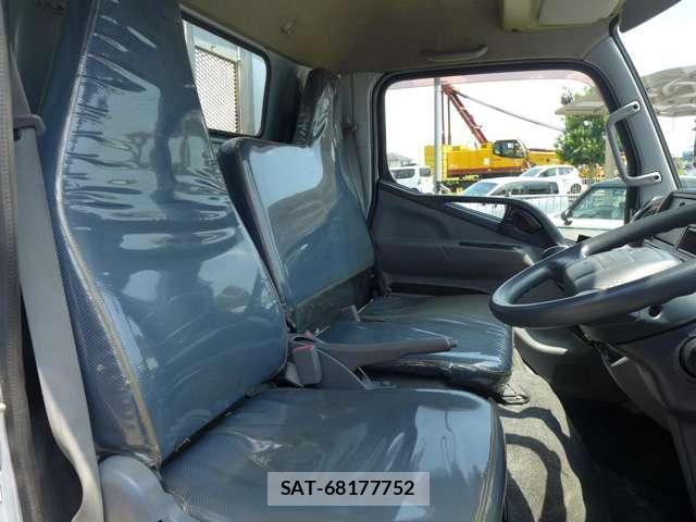 MITSUBISHI FUSO CANTER 2014-11 8362730-7