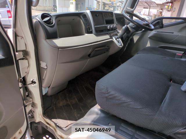 MITSUBISHI FUSO CANTER 2016-10 8363091-14