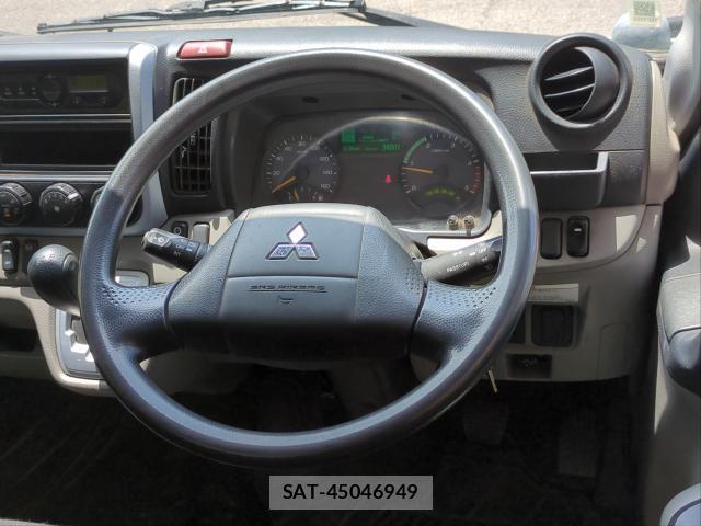 MITSUBISHI FUSO CANTER 2016-10 8363091-17