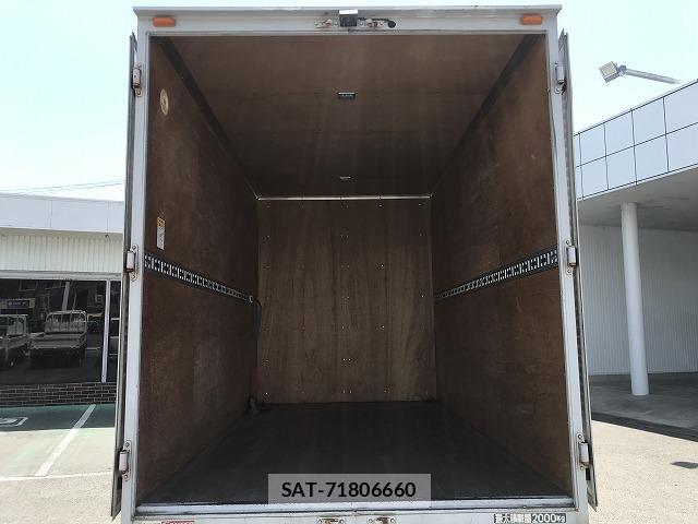 MITSUBISHI FUSO CANTER 2012-12 8363546-9