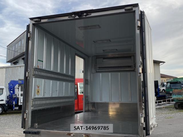 MITSUBISHI FUSO CANTER 2011-09 8363865-13
