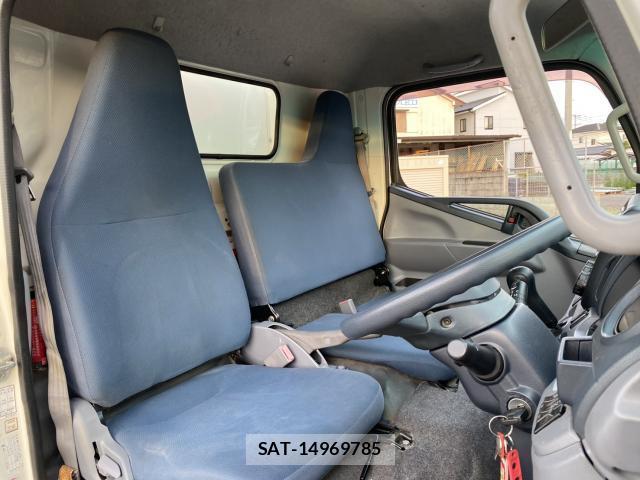 MITSUBISHI FUSO CANTER 2011-09 8363865-17