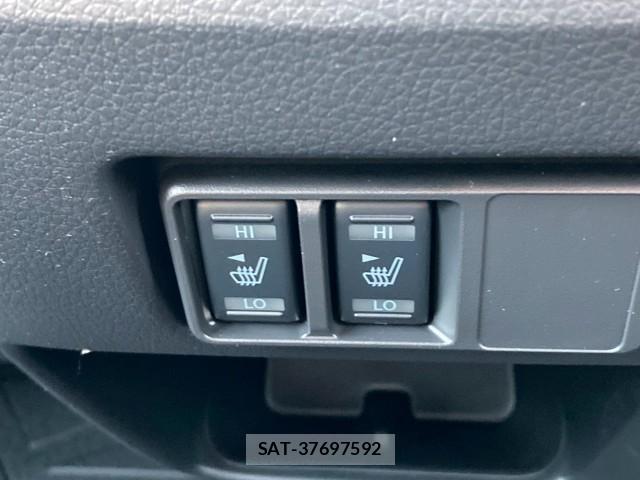 Nissan Caravan 2022-12 8361432-11