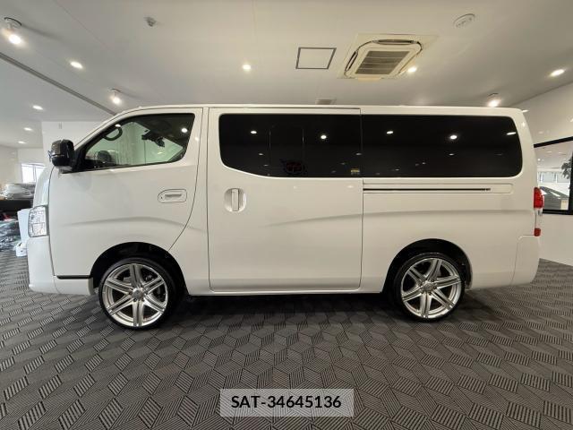 Nissan Caravan 2023-10 8362568-16