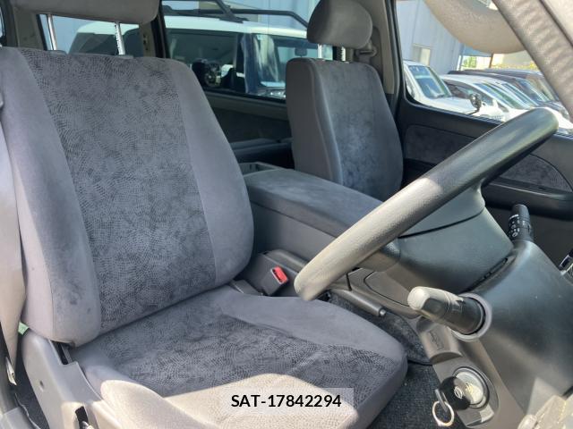 Nissan Caravan 2008-08 8363265-5