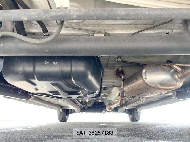 Mazda CAROL 2015-02 8361734-16