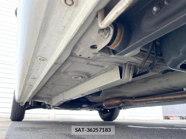 Mazda CAROL 2015-02 8361734-17