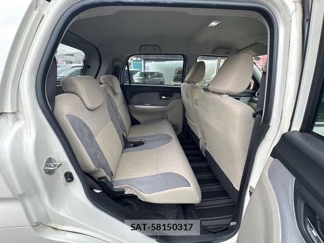Daihatsu CAST 2016-07 8362354-12