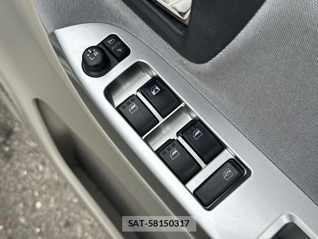 Daihatsu CAST 2016-07 8362354-18