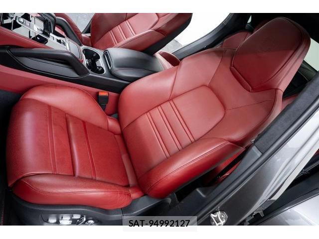 Porsche CAYENNE 2020-03 8362844-12
