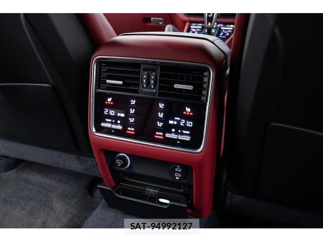 Porsche CAYENNE 2020-03 8362844-15