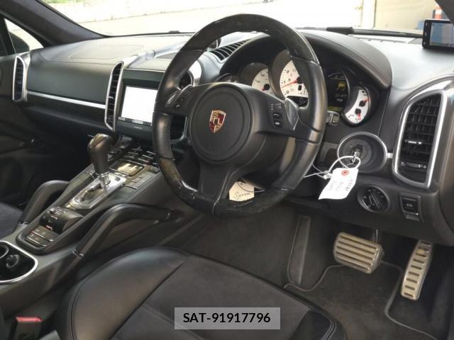 Porsche CAYENNE 2012-12 8362099-2