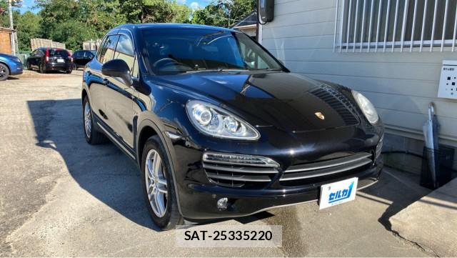 Porsche CAYENNE 2014-03 8362226-11