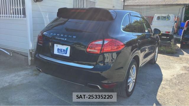 Porsche CAYENNE 2014-03 8362226-12