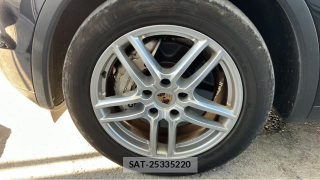 Porsche CAYENNE 2014-03 8362226-8