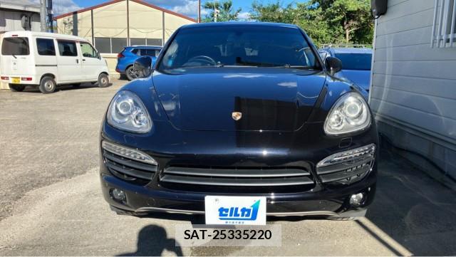 Porsche CAYENNE 2014-03 8362226-9