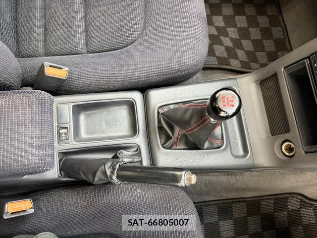 Nissan CEFIRO 1989-06 8362953-14