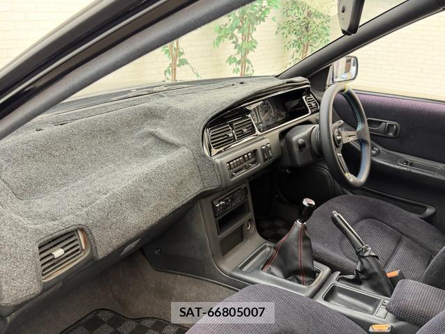 Nissan CEFIRO 1989-06 8362953-17