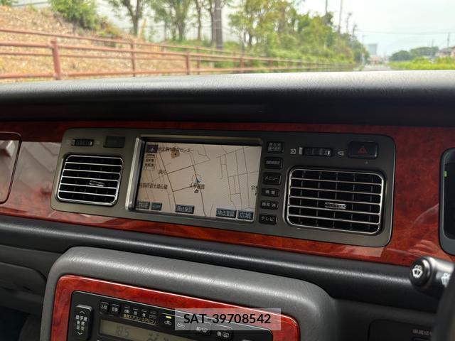 Toyota CENTURY 2003-12 8362438-13