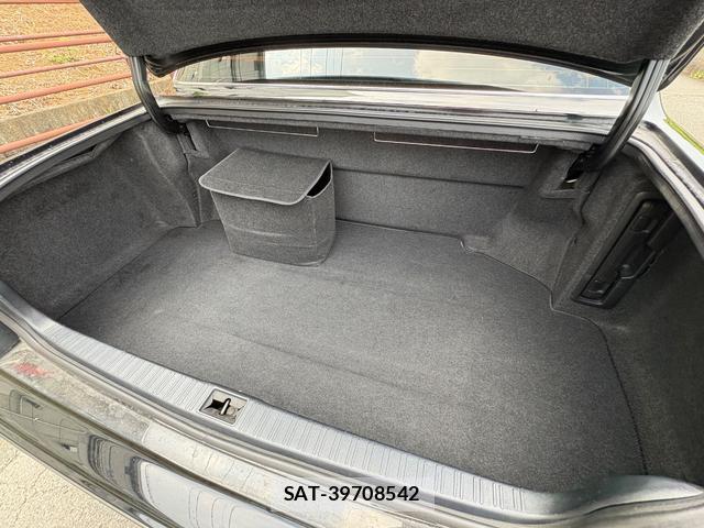 Toyota CENTURY 2003-12 8362438-16