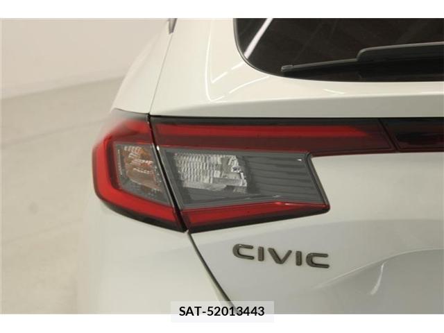 Honda CIVIC 2023-09 8360682-19
