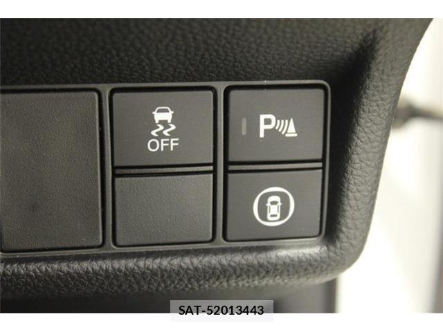 Honda CIVIC 2023-09 8360682-5