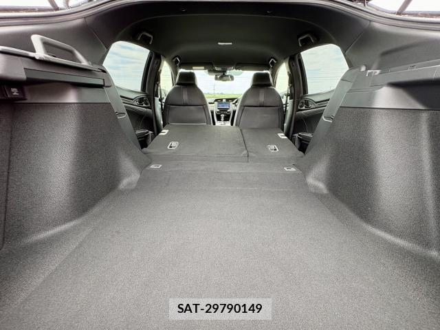 Honda CIVIC 2019-06 8360823-8
