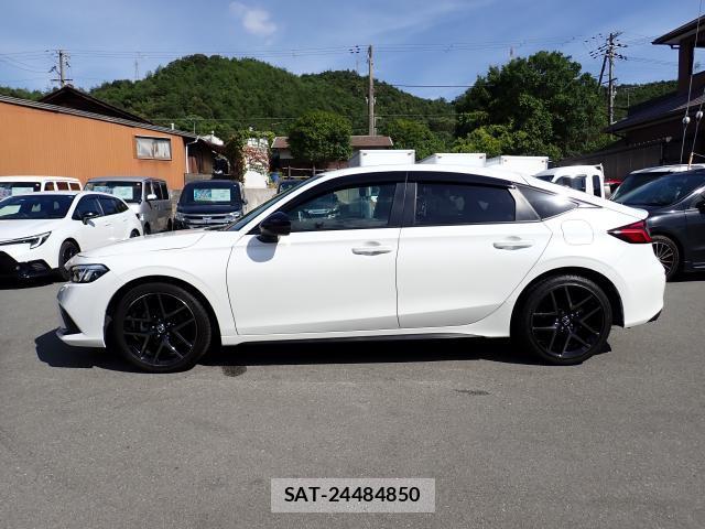 Honda CIVIC 2023-03 8360849-10
