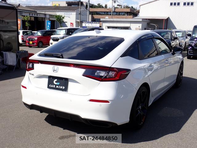 Honda CIVIC 2023-03 8360849-13