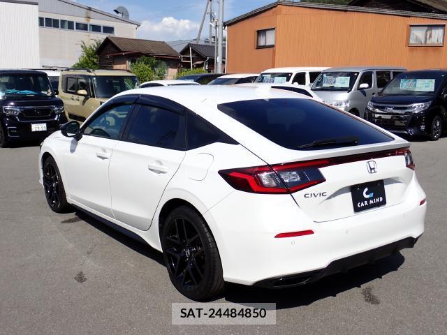 Honda CIVIC 2023-03 8360849-14