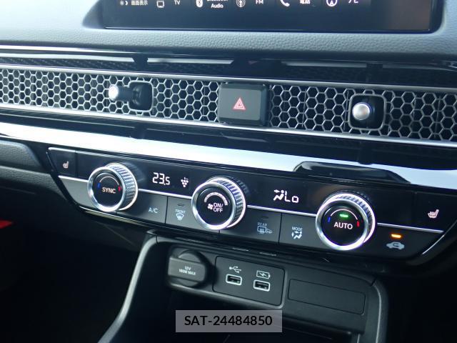 Honda CIVIC 2023-03 8360849-19
