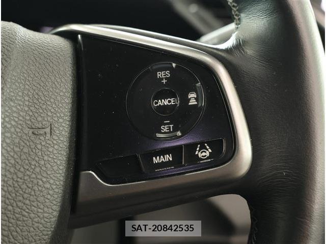 Honda CIVIC 2018-04 8361037-13