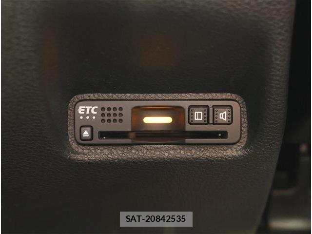 Honda CIVIC 2018-04 8361037-4