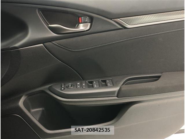 Honda CIVIC 2018-04 8361037-5