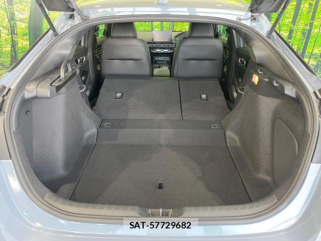 Honda CIVIC 2024-06 8361809-12
